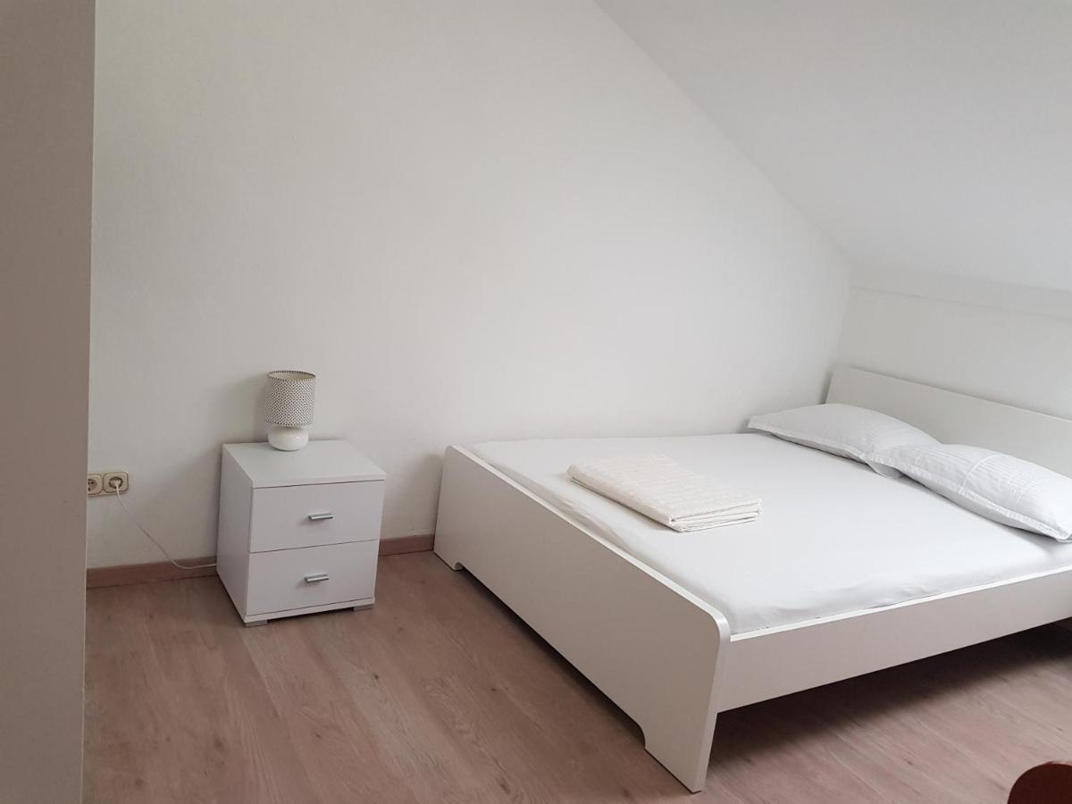 Apartman Figaro Pogled Od Milijun Dolara, 2 Tusa, 2 Wc Kaštela 외부 사진