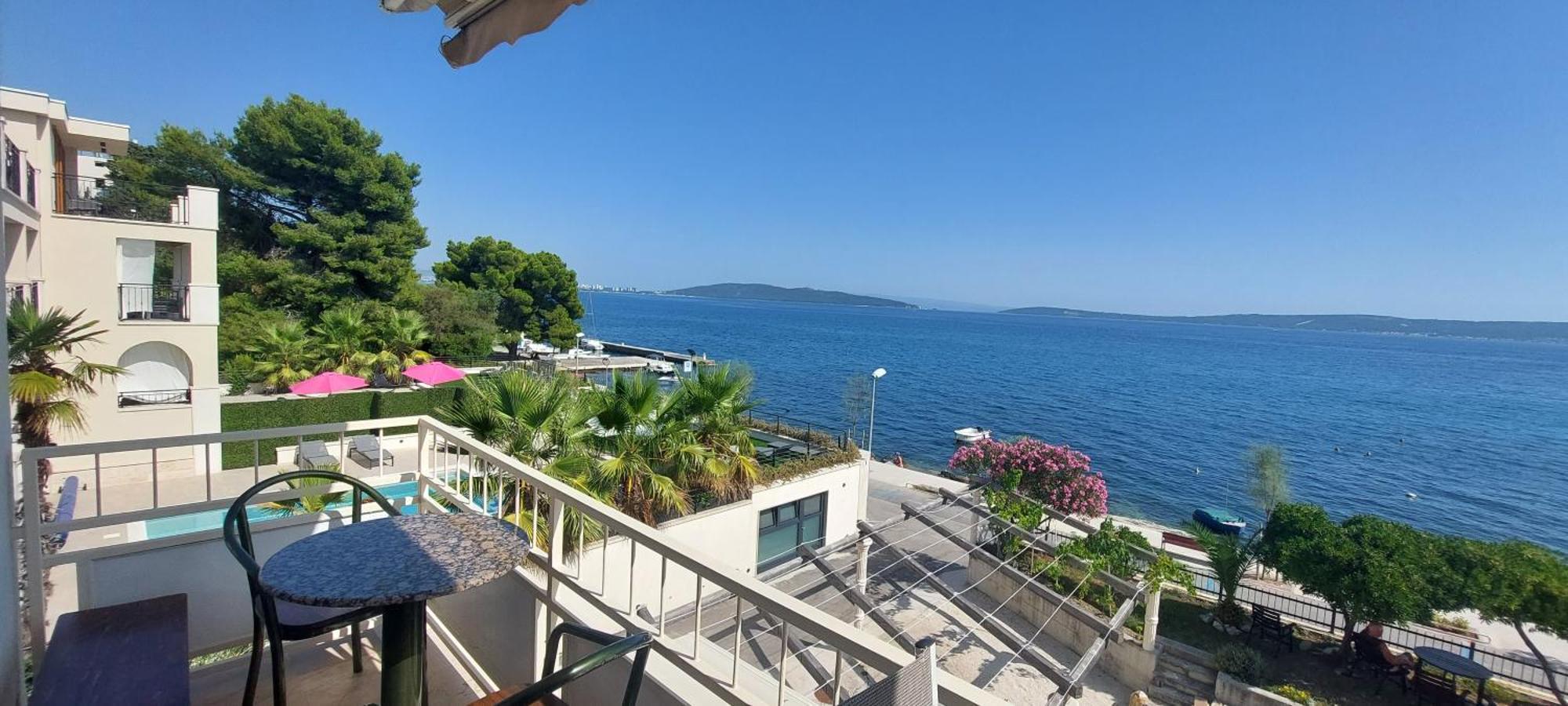 Apartman Figaro Pogled Od Milijun Dolara, 2 Tusa, 2 Wc Kaštela 외부 사진